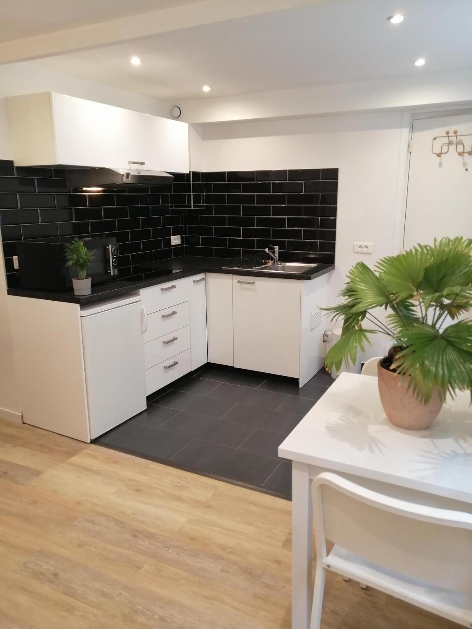 Le Vauban, Charmant Studio 5 Minutes Du Chateau Versailles Ngoại thất bức ảnh
